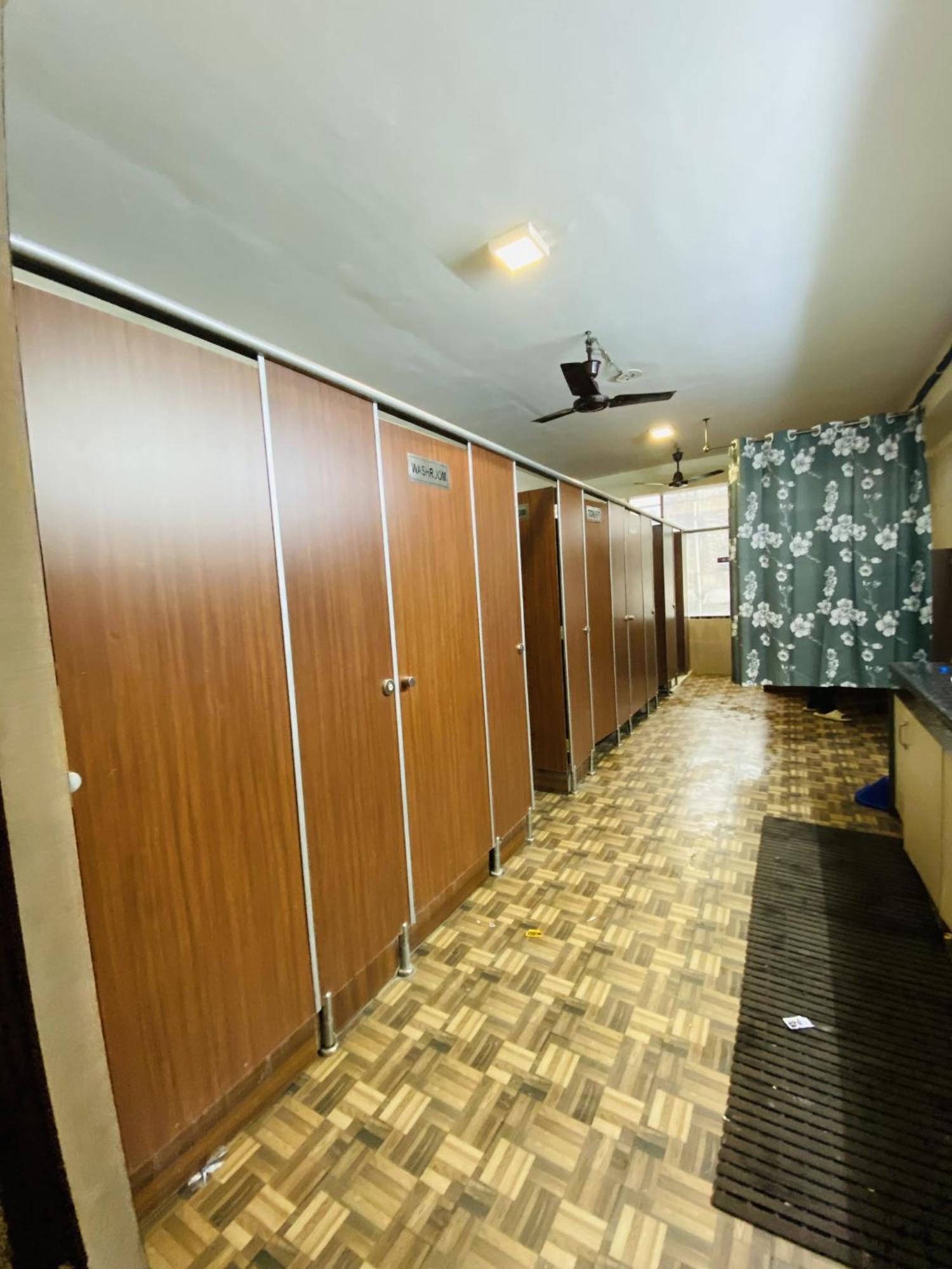 Homestay Ac Dormitory Нью-Дели Экстерьер фото